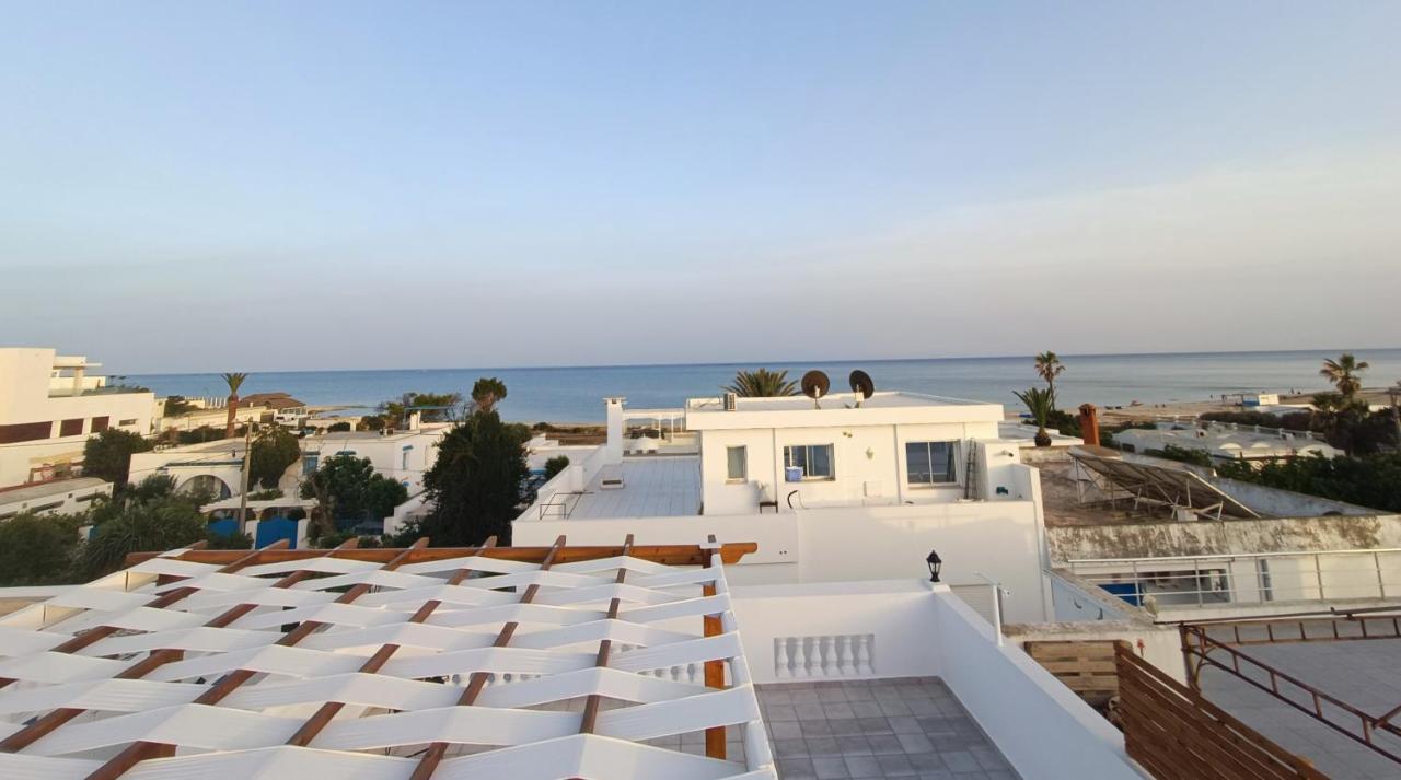 Superbe étage de villa vue sur mer Nabeul Esterno foto